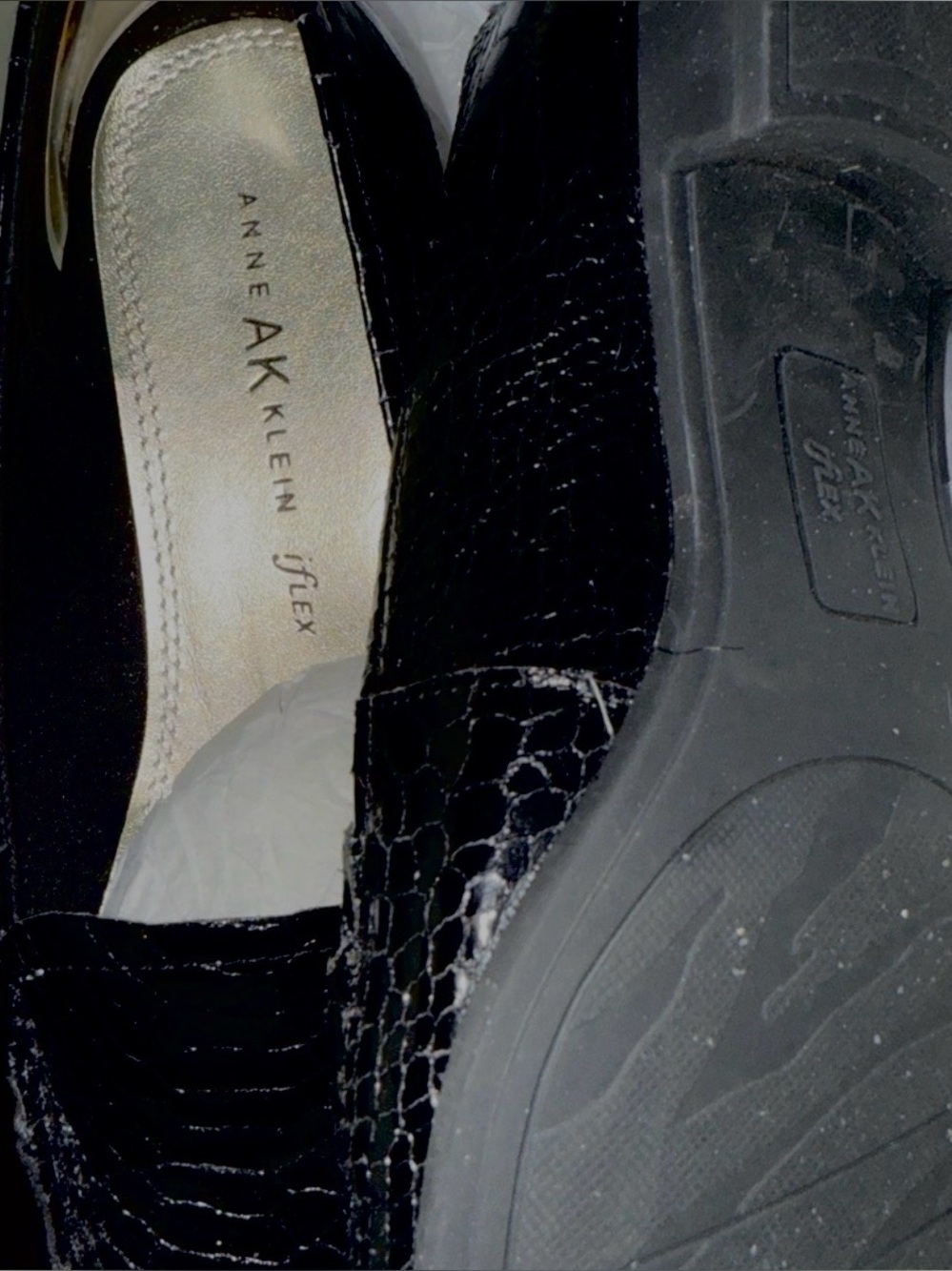 Anne Klein Black Croc-Embossed Slip-On Loafers Brand New